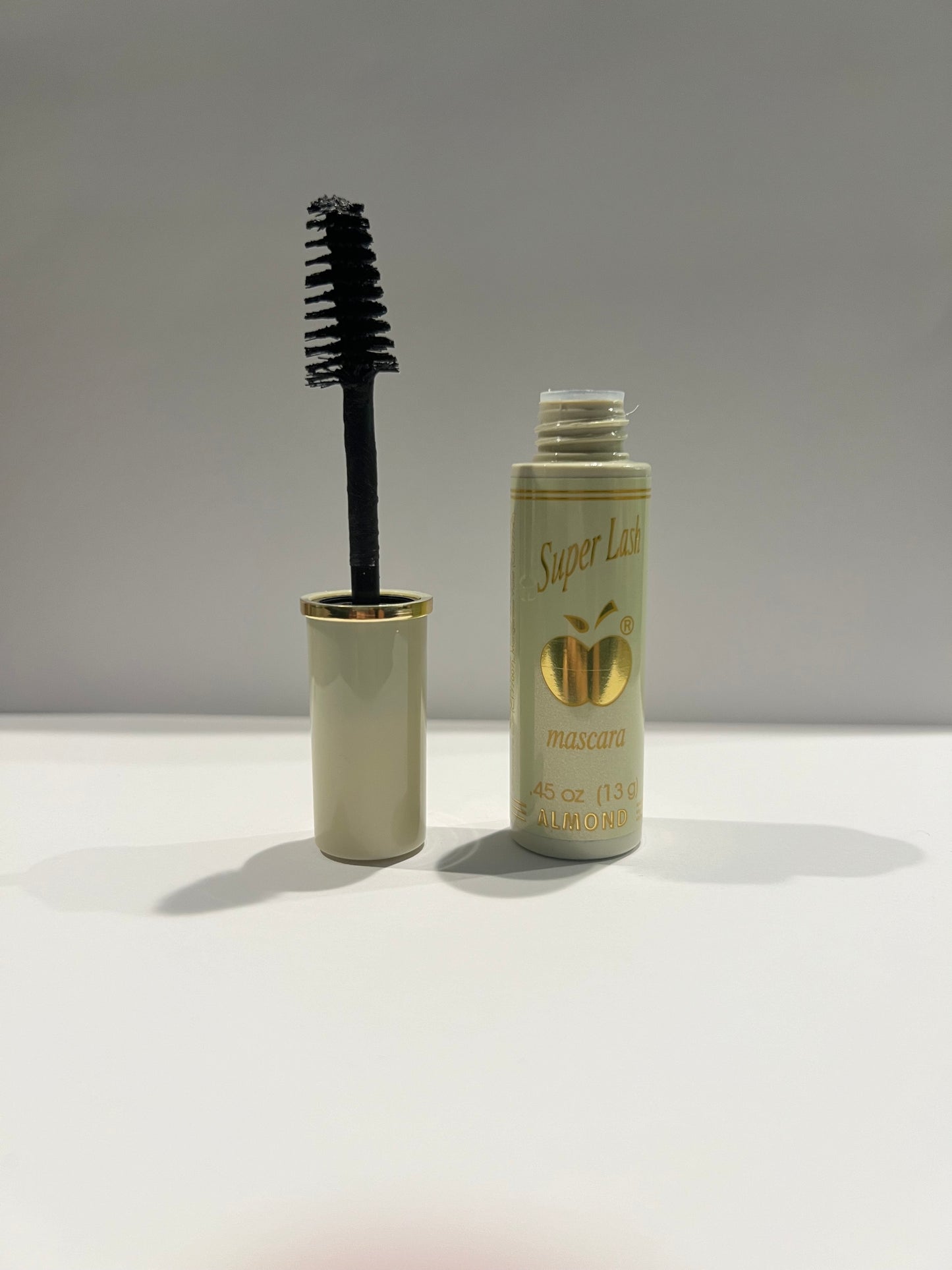 Super lash mascara by apple