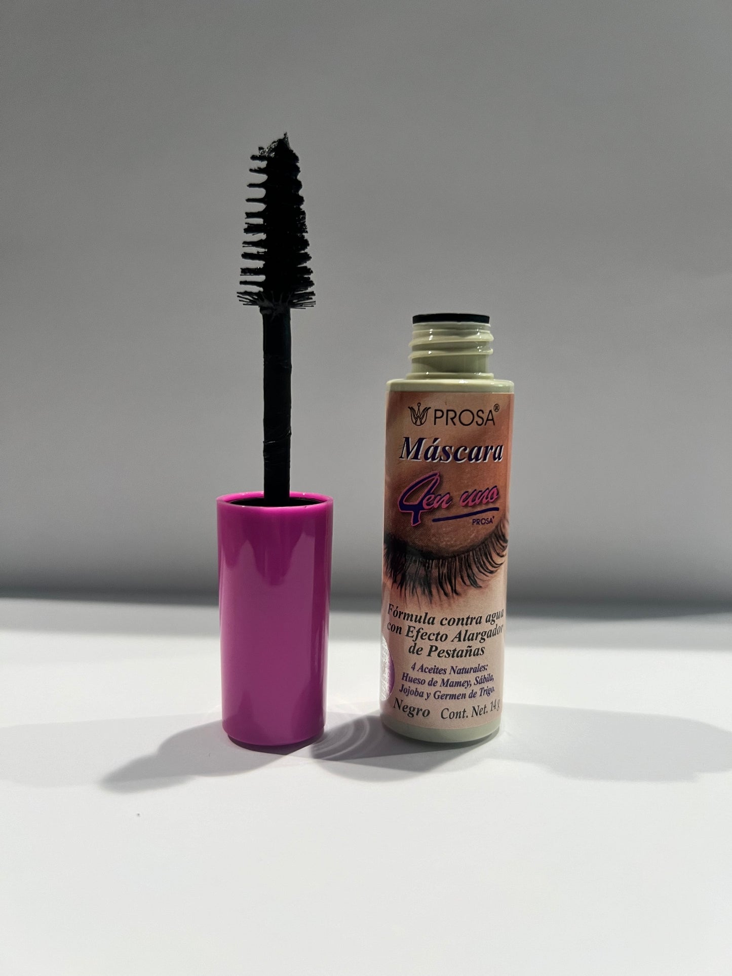 PROSA Mascara for longer and fuller eyelashes naturally